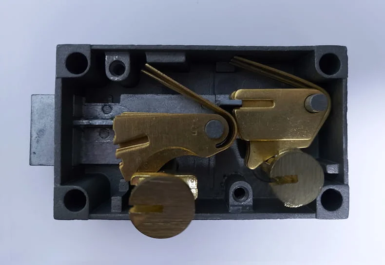 fixed safe deposit lock