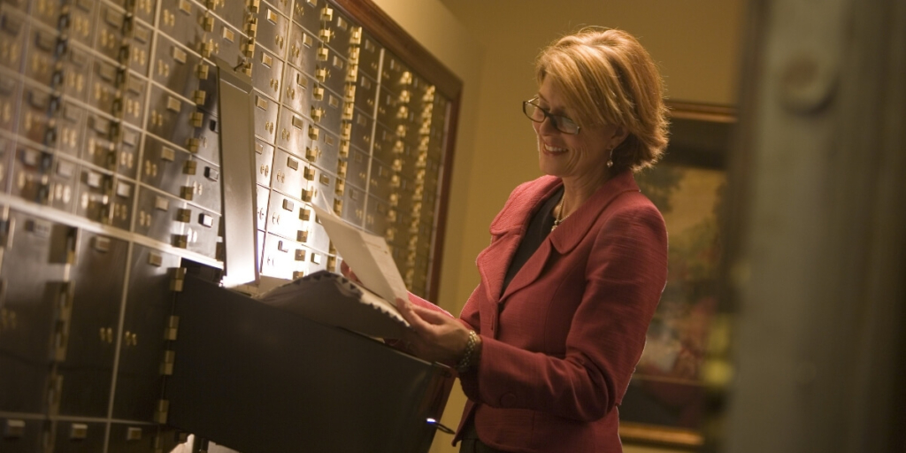 Safe Deposit Boxes The Definitive Guide Kcolefas